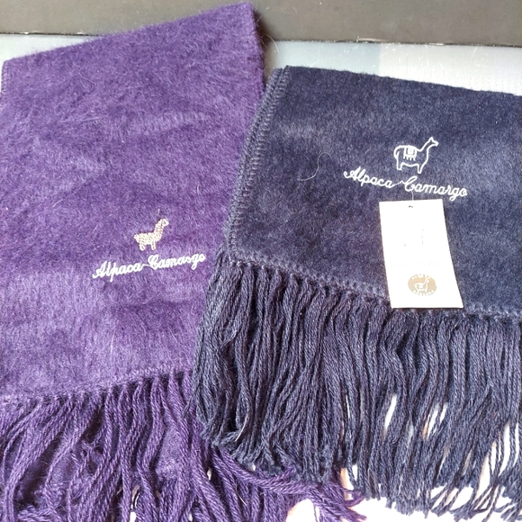 Alpaca Camargo purple or black scarf - Picture 1 of 4